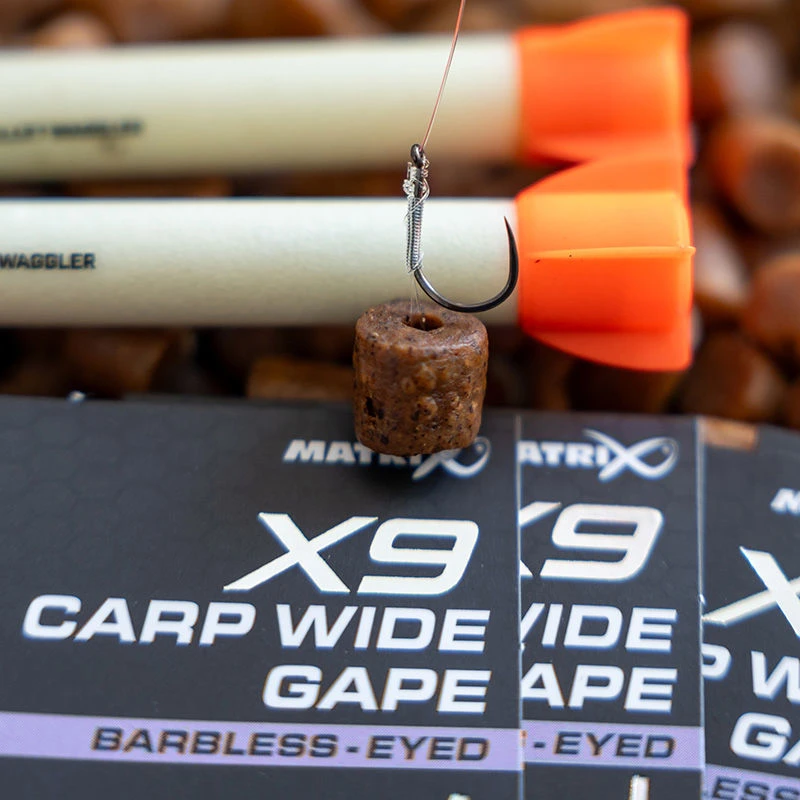 Matrix X9 Carp Wide Gape Barbless Eyed Hooks